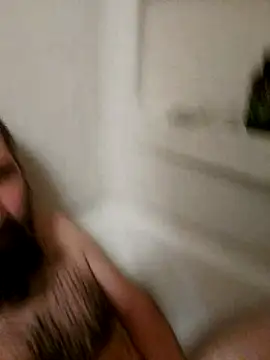 Snapshot of hungandnerdy420 chatting on 14, 10, 2025 hungandnerdy420 online show from 14, 10, 2025