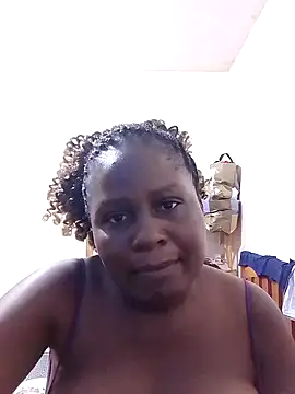 Snapshot of creamy_sweetlove chatting on 14, 9, 2025 creamy sweetlove online show from 14, 9, 2025