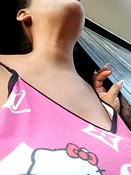 Andreita 95 online show from 4, 5, 2026