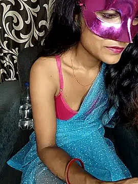 Snapshot of REVA_DARLING chatting on 28, 7, 2026 REVA DARLING online show from 28, 7, 2026