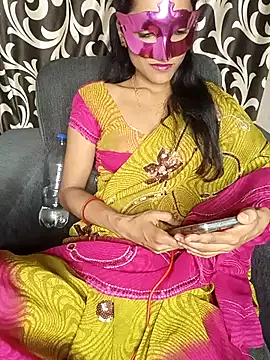 Snapshot of REVA_DARLING chatting on 28, 7, 2026 REVA DARLING online show from 28, 7, 2026