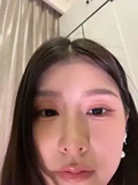 Momoever123456 online show from 11, 2, 2026