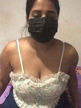 NOORA-GIRL online show from 19, 2, 2025