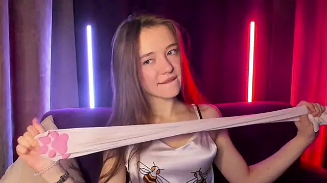 VasilisaTheWiseX online show from 28, 6, 2026