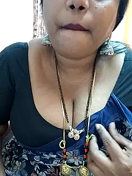 Snapshot of Swapna_143 chatting on 10, 12, 2024 Swapna 143 online show from 10, 12, 2024