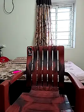 Snapshot of Swapna_143 chatting on 18, 12, 2024 Swapna 143 online show from 18, 12, 2024