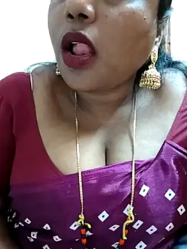 Snapshot of Swapna_143 chatting on 25, 12, 2024 Swapna 143 online show from 25, 12, 2024