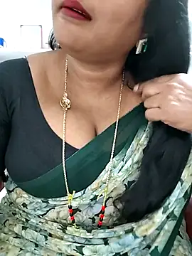 Snapshot of Swapna_143 chatting on 16, 9, 2025 Swapna 143 online show from 16, 9, 2025