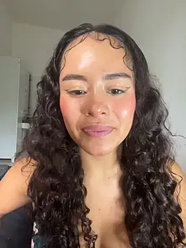 Marie Rose online show from 9, 10, 2025