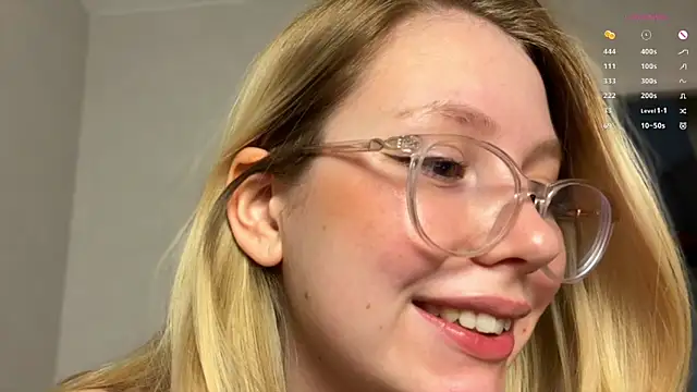 HoneyAudrey online show from 18, 1, 2025