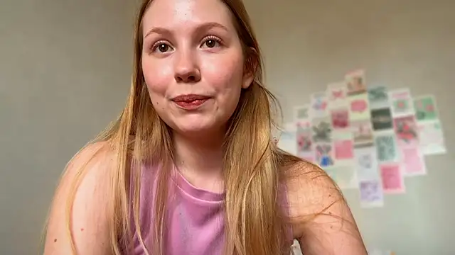Snapshot of HoneyAudrey chatting on 3, 6, 2026 HoneyAudrey online show from 3, 6, 2026