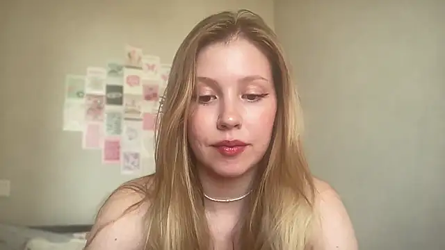 HoneyAudrey online show from 25, 6, 2026