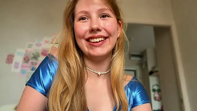 HoneyAudrey online show from 30, 6, 2026