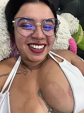 Devilsweet17 online show from 21, 3, 2025