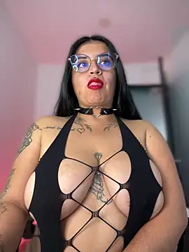 Snapshot of Devilsweet17 chatting on 31, 3, 2026 Devilsweet17 online show from 31, 3, 2026