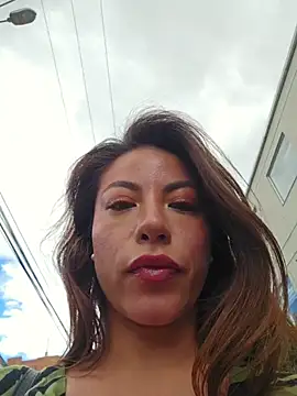 Karen San Miguel online show from 5, 7, 2026