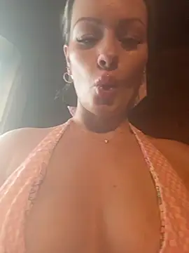 LoveShae  online show from 18, 2, 2026