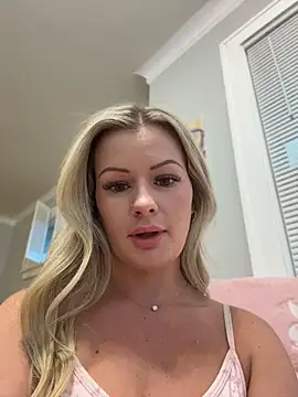 LoveShae  online show from 3, 7, 2026