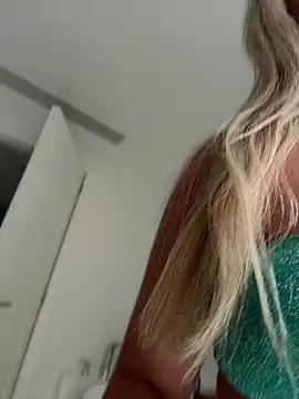 LoveShae  online show from 31, 7, 2026