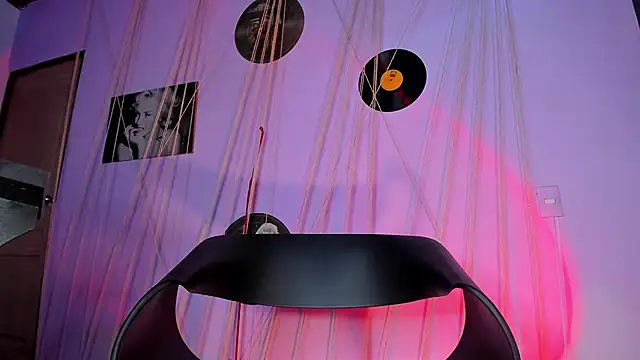 Snapshot of MrShaggy chatting on 29, 1, 2025 MrShaggy online show from 29, 1, 2025