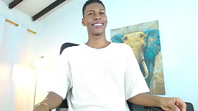 Snapshot of maiki18_ chatting on 14, 11, 2025 maiki18 online show from 14, 11, 2025