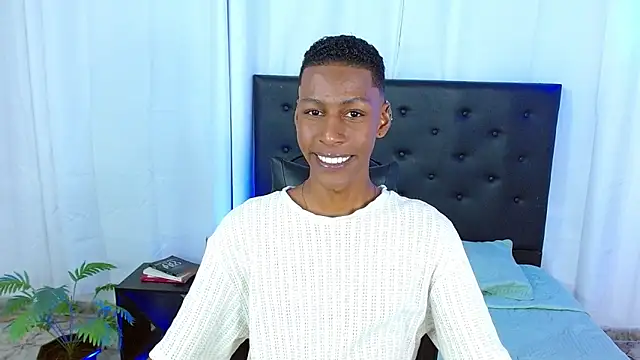 Snapshot of maiki18_ chatting on 3, 3, 2026 maiki18 online show from 3, 3, 2026