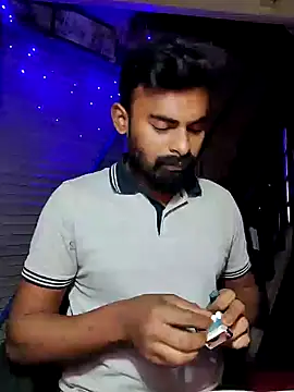 Snapshot of rayhan085 chatting on 8, 1, 2025 rayhan085 online show from 8, 1, 2025