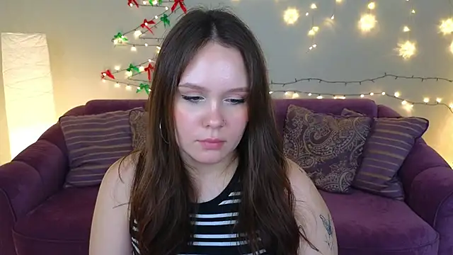 Snapshot of miki_miki_cutie_ chatting on 19, 12, 2024 miki miki cutie online show from 19, 12, 2024