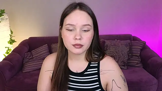 Snapshot of miki_miki_cutie_ chatting on 16, 1, 2025 miki miki cutie online show from 16, 1, 2025