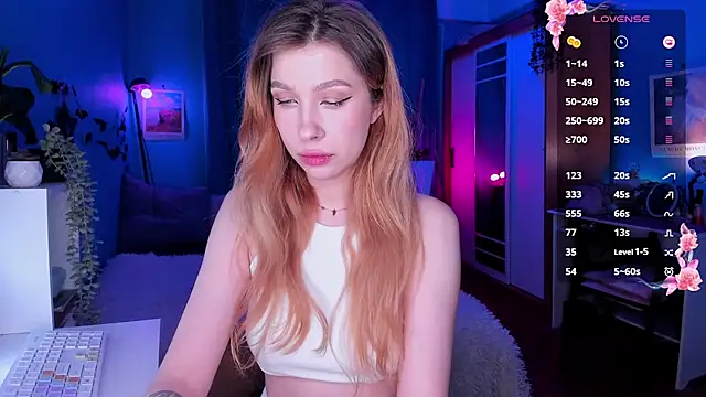 Snapshot of tenderdreams chatting on 14, 3, 2025 tenderdreams online show from 14, 3, 2025