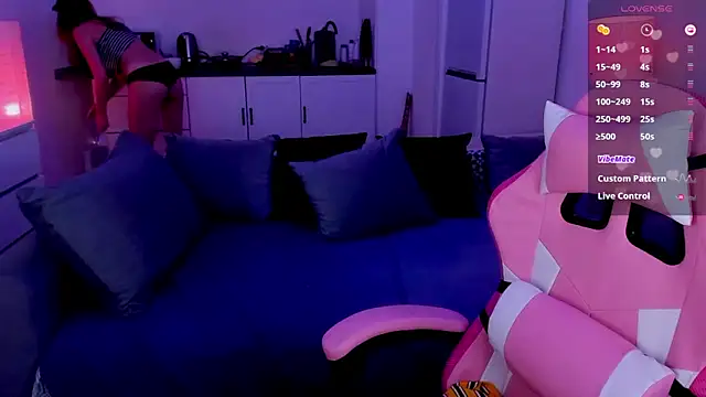 Snapshot of tenderdreams chatting on 25, 11, 2025 tenderdreams online show from 25, 11, 2025