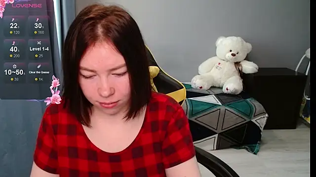 Snapshot of Emily_Amorre chatting on 9, 9, 2025 Emily Amorre online show from 9, 9, 2025