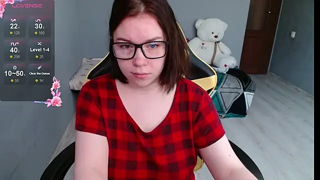 Snapshot of Emily_Amorre chatting on 25, 9, 2025 Emily Amorre online show from 25, 9, 2025