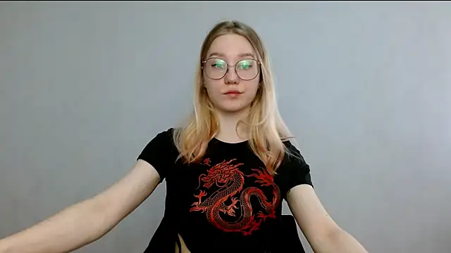 Snapshot of cindi_hot chatting on 17, 2, 2025 cindi hot online show from 17, 2, 2025