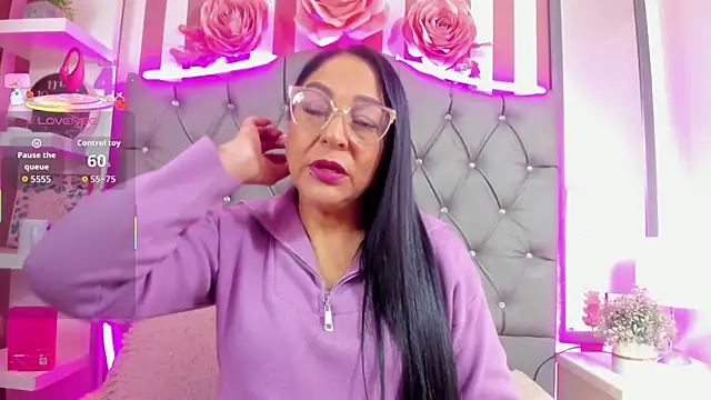 Gina Myers online show from 4, 11, 2025