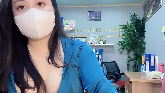 Snapshot of Bamboo_Swetie chatting on 1, 1, 2025 Bamboo Swetie online show from 1, 1, 2025