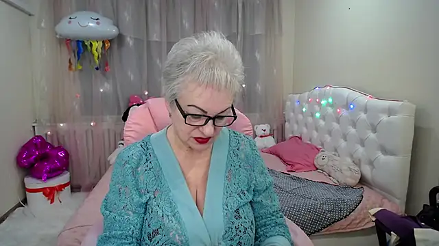 KayleSmoll online show from 29, 1, 2025