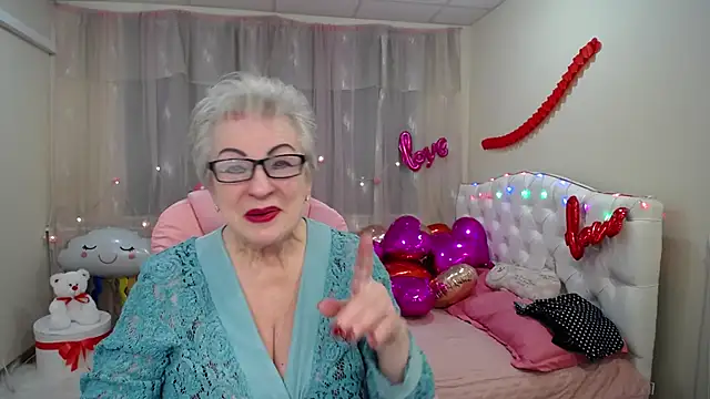 KayleSmoll online show from 31, 1, 2025