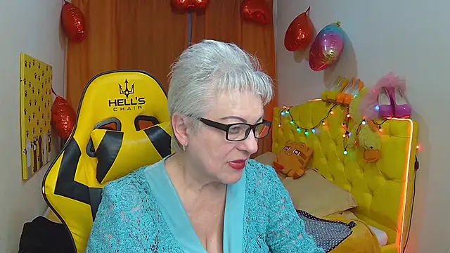 KayleSmoll online show from 23, 3, 2025