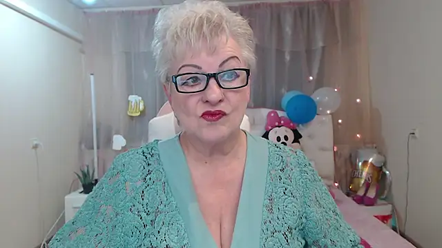 KayleSmoll online show from 25, 9, 2025