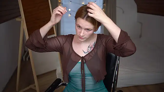 Snapshot of AkaneiroDemon chatting on 11, 12, 2024 AkaneiroDemon online show from 11, 12, 2024