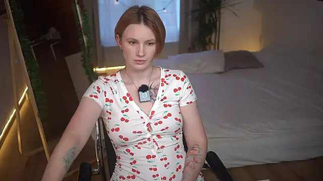 Snapshot of AkaneiroDemon chatting on 18, 12, 2024 AkaneiroDemon online show from 18, 12, 2024