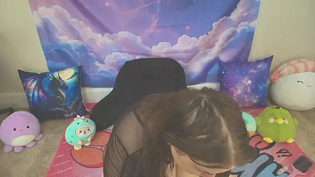 MilkyBunny online show from 5, 1, 2026