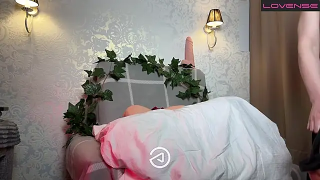 Snapshot of aaaalenska chatting on 1, 3, 2025 aaaalenska online show from 1, 3, 2025