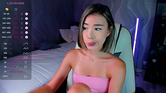 sensualily online show from 8, 7, 2026