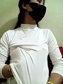 Snapshot of YunLem chatting on 28, 2, 2025 YunLem online show from 28, 2, 2025