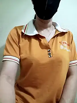 Snapshot of YunLem chatting on 16, 3, 2025 YunLem online show from 16, 3, 2025