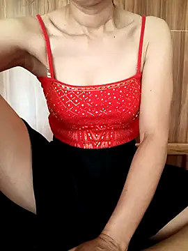 Snapshot of YunLem chatting on 21, 10, 2025 YunLem online show from 21, 10, 2025