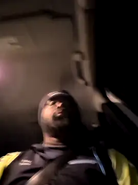 Snapshot of goodboybaddaddy chatting on 4, 12, 2025 goodboybaddaddy online show from 4, 12, 2025