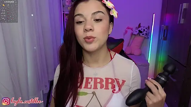 Layla castilloo online show from 8, 5, 2026